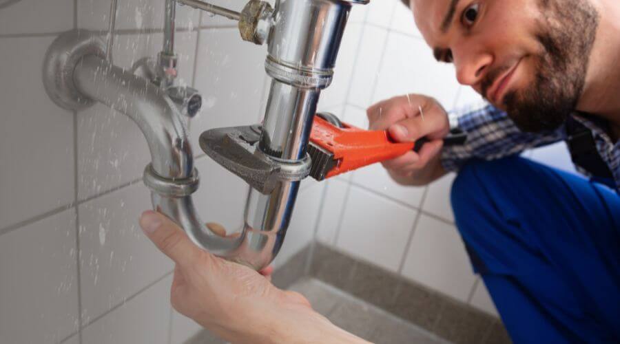 Professional same day plumber services in McDonald, KS